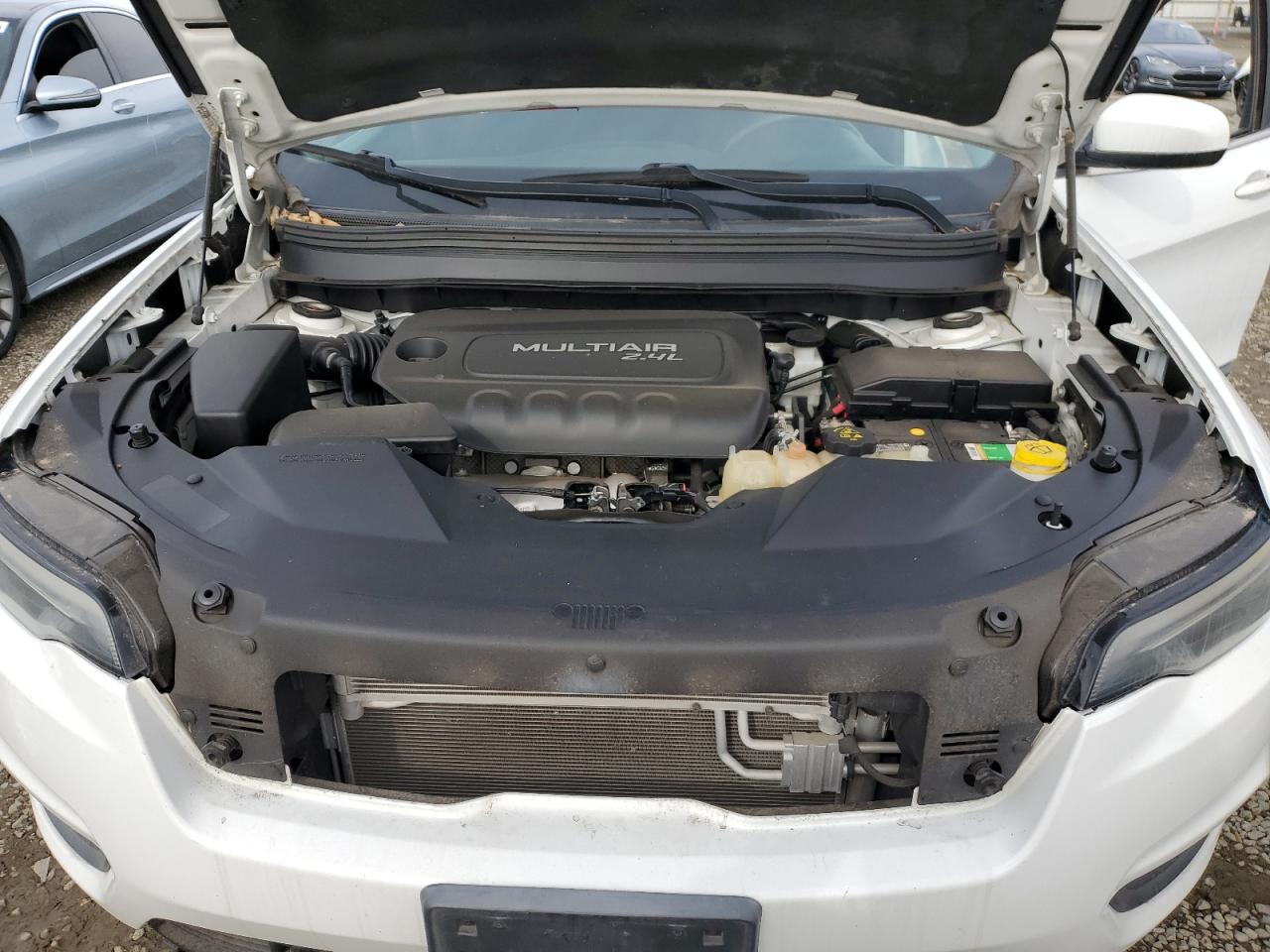 2019 Jeep Cherokee Latitude VIN: 1C4PJLCB5KD187399 Lot: 93368765