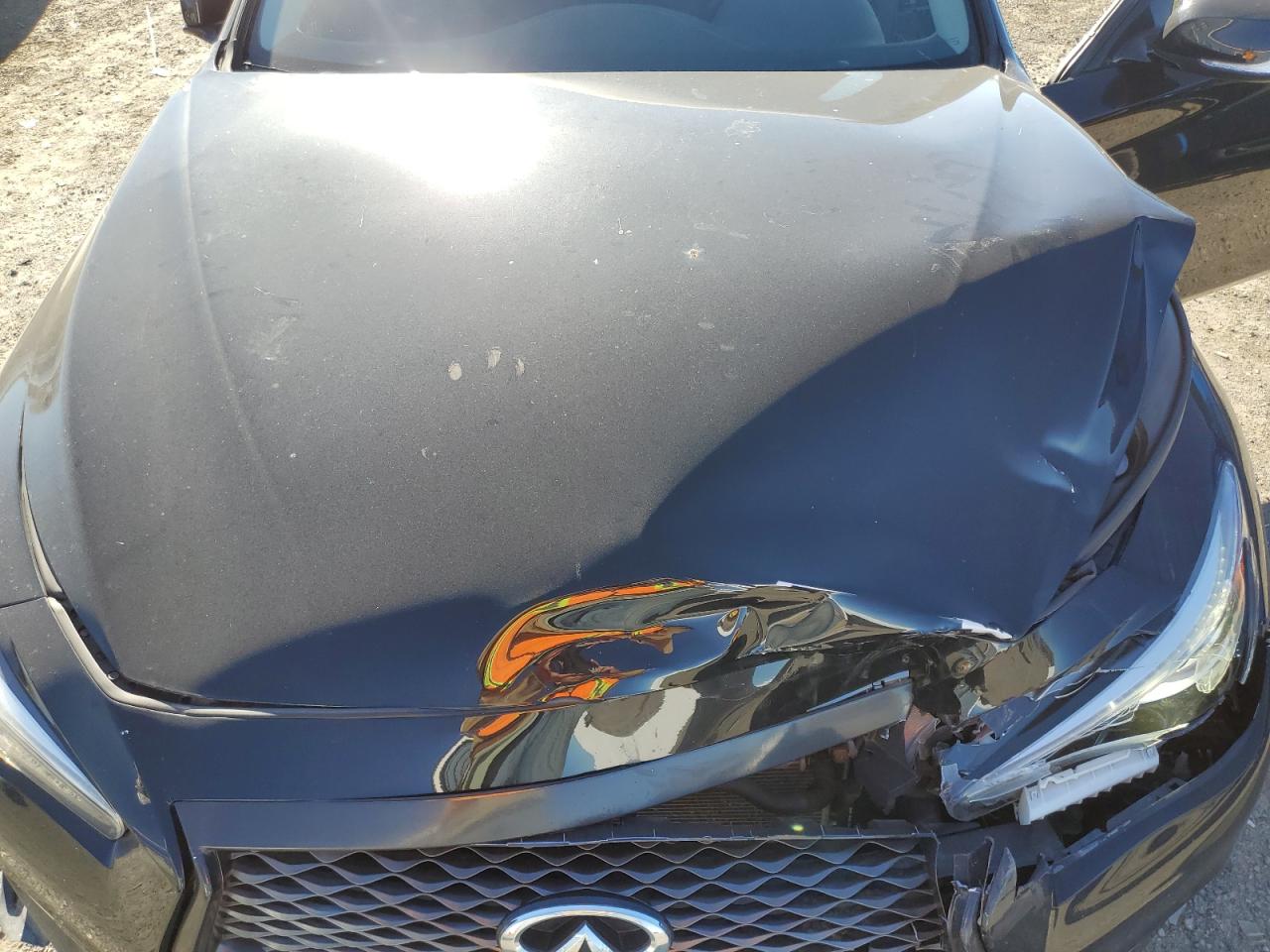 2018 Infiniti Q50 Luxe VIN: JN1EV7AR0JM445851 Lot: 92670055