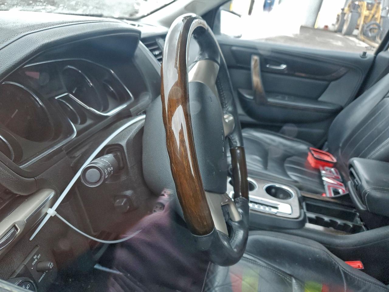 2015 GMC Acadia Denali VIN: 1GKKVTKD0FJ105625 Lot: 94320095