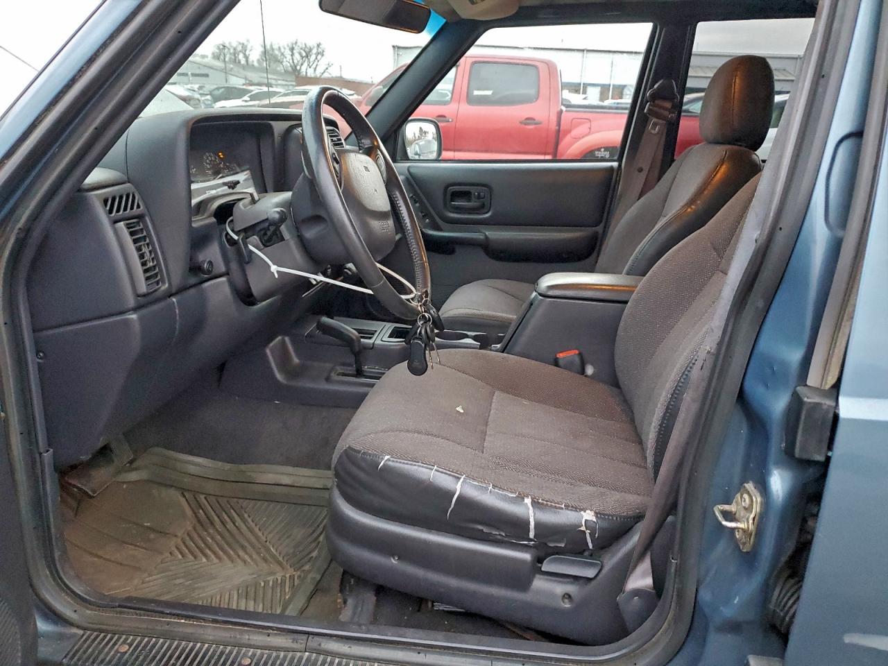 1999 Jeep Cherokee Sport VIN: 1J4FF68S3XL539815 Lot: 93263965