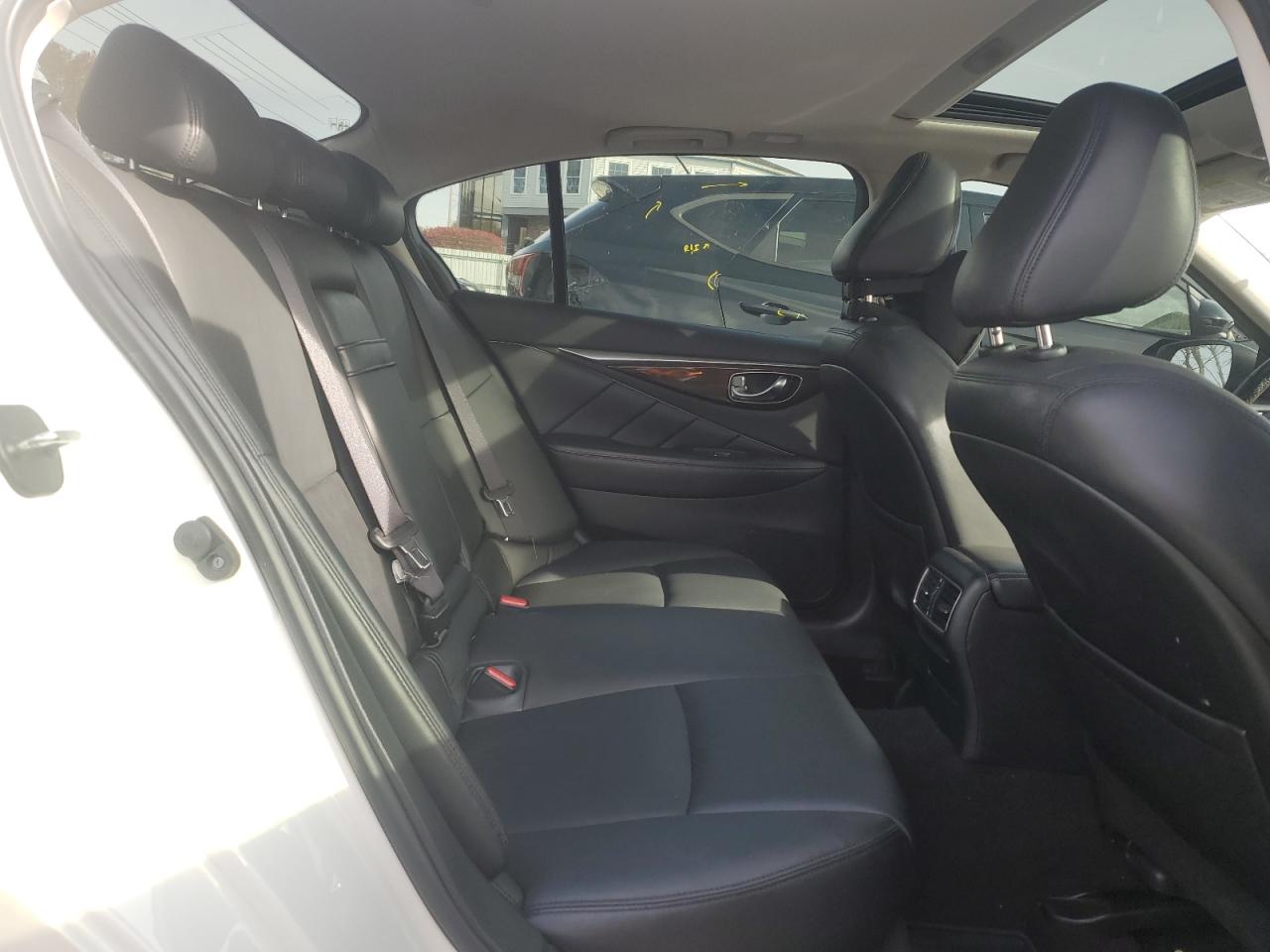 2018 Infiniti Q50 Luxe VIN: JN1EV7ARXJM432945 Lot: 91102135