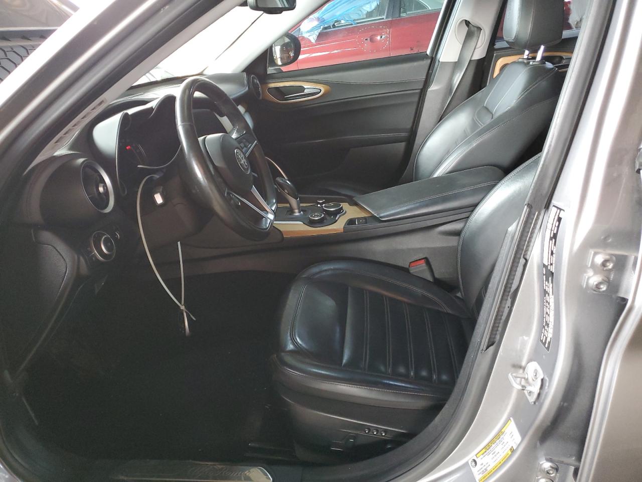 2017 Alfa Romeo Giulia Ti VIN: ZARFAECN2H7549932 Lot: 93148155