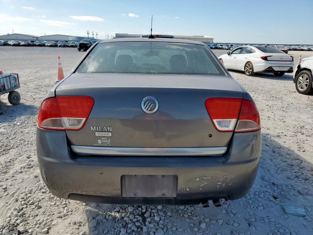 2010 Mercury Milan Premier VIN: 3MEHM0JA7AR653410 Lot: 92842625