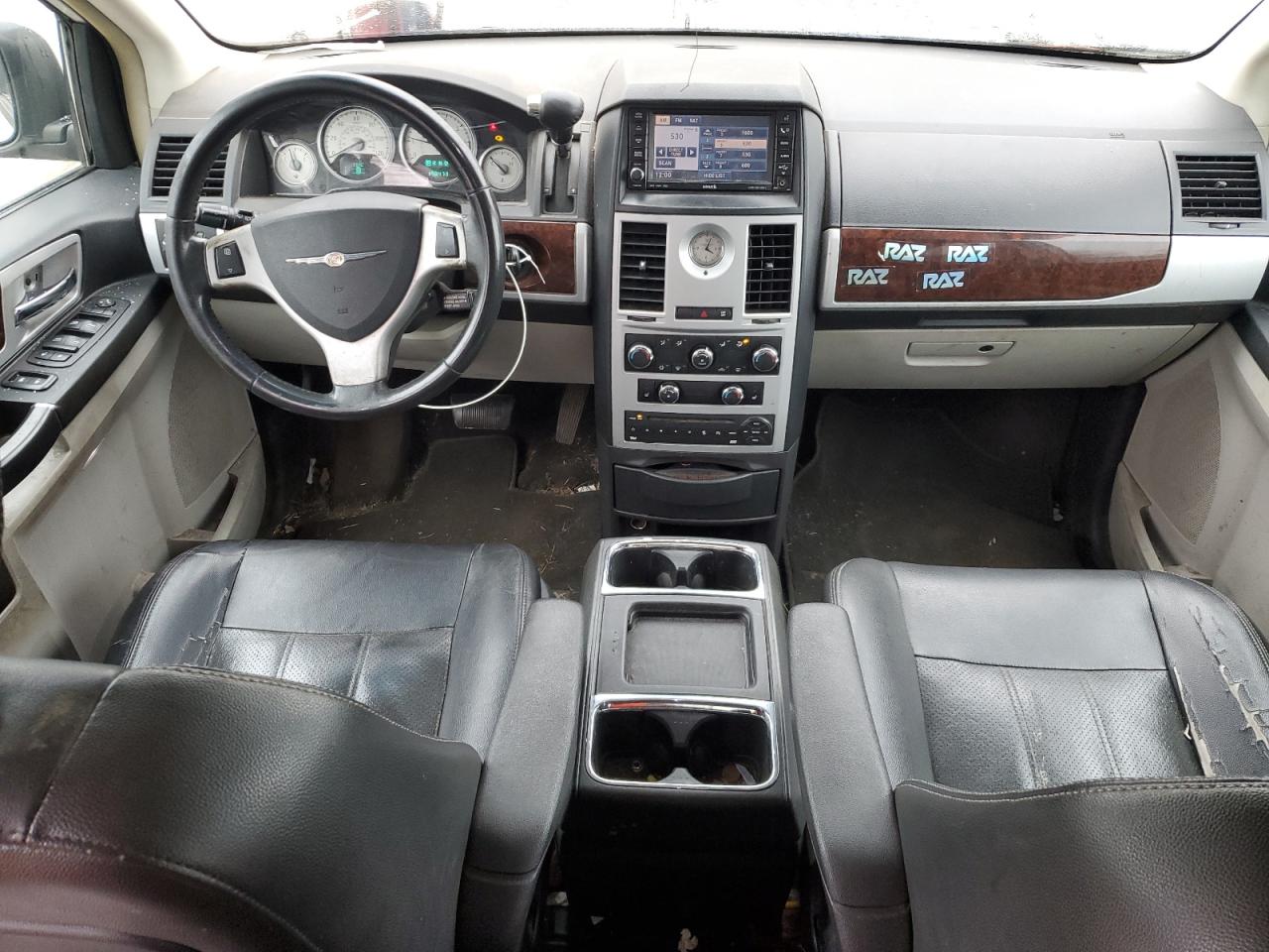 2009 Chrysler Town & Country Touring VIN: 2A8HR54XX9R655176 Lot: 93286425