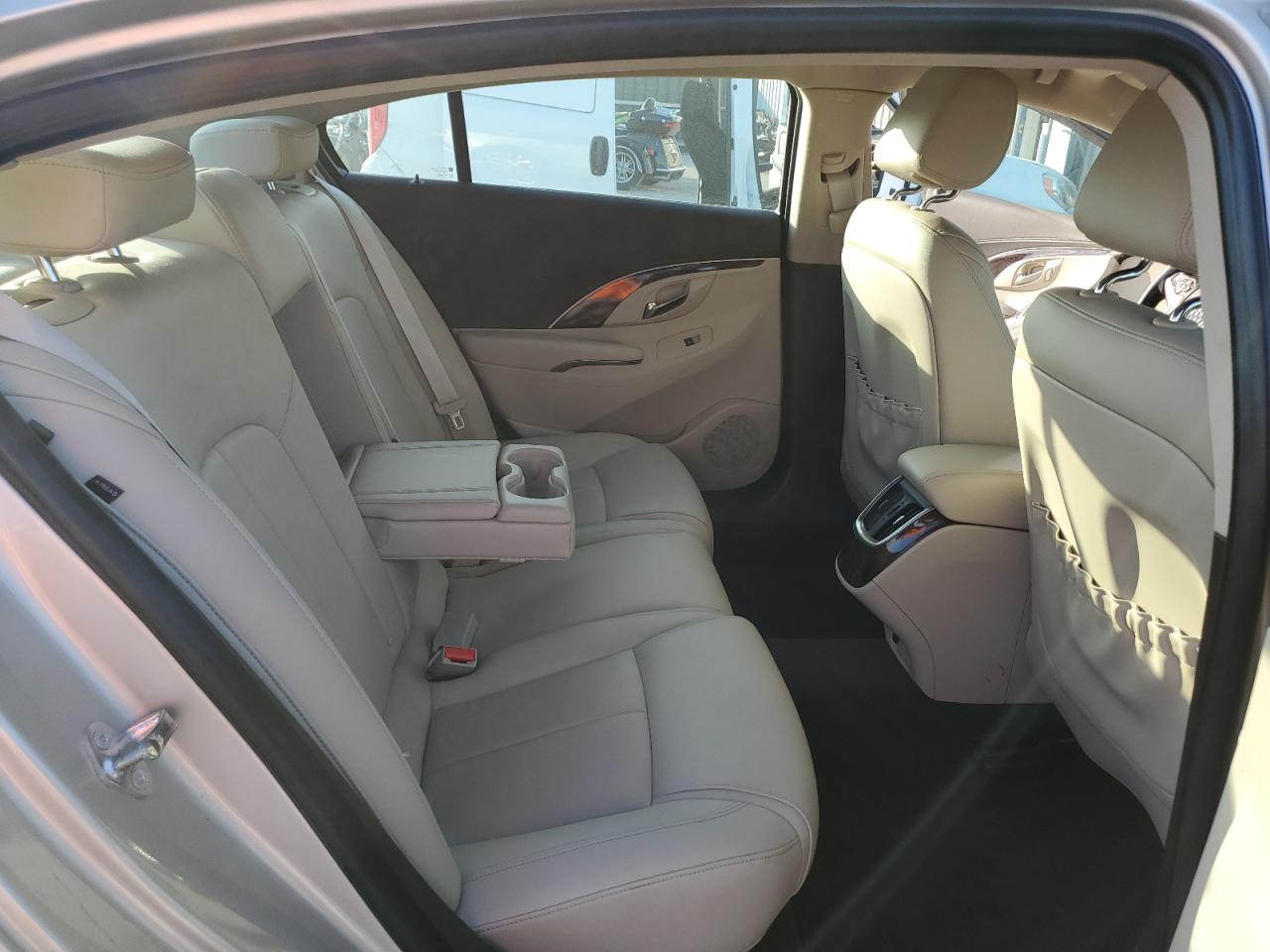 2015 Buick Lacrosse VIN: 1G4GB5G37FF220405 Lot: 92906115