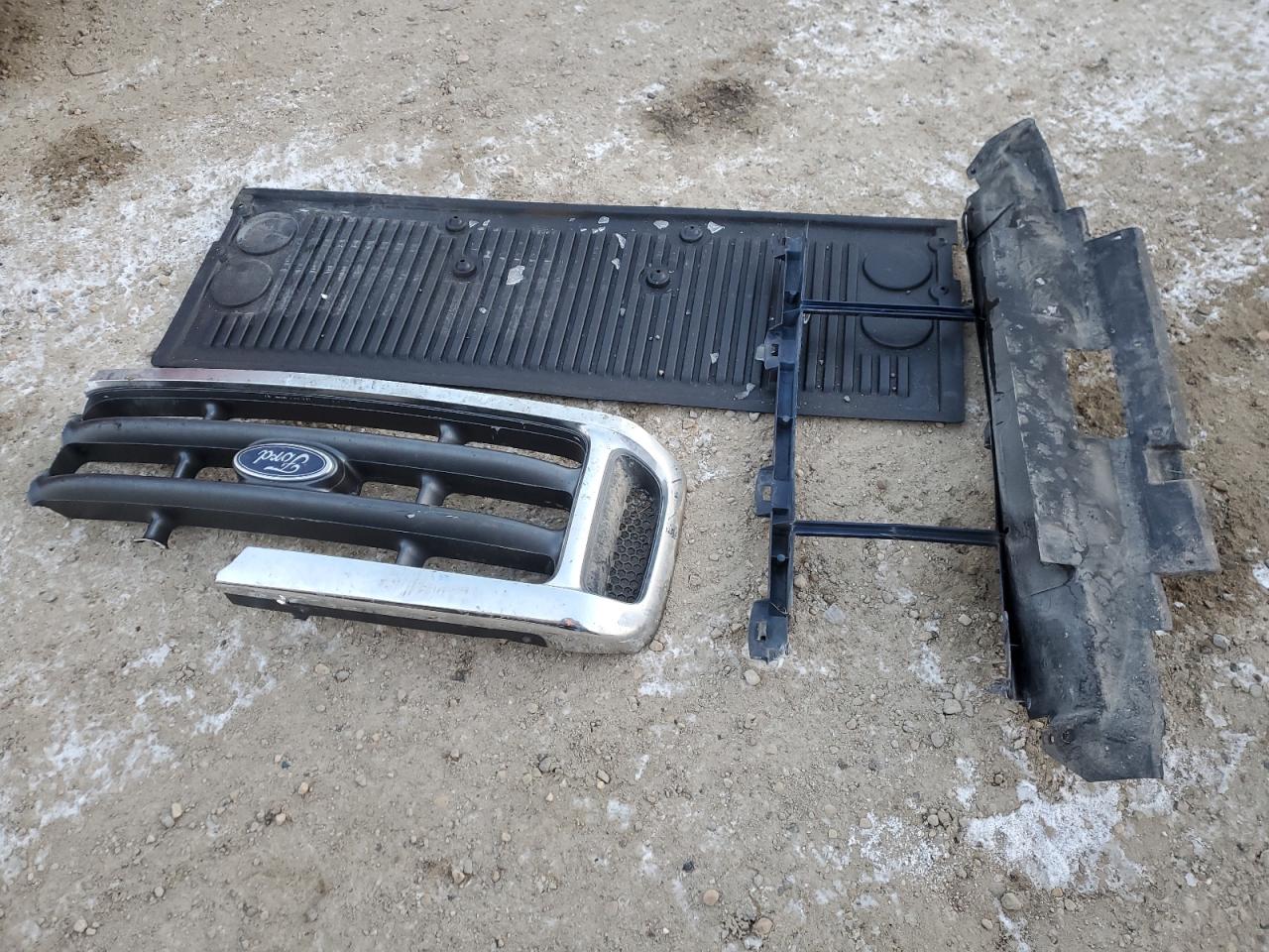 2002 Ford F250 Super Duty VIN: 1FTNX21F32EB73906 Lot: 93677735