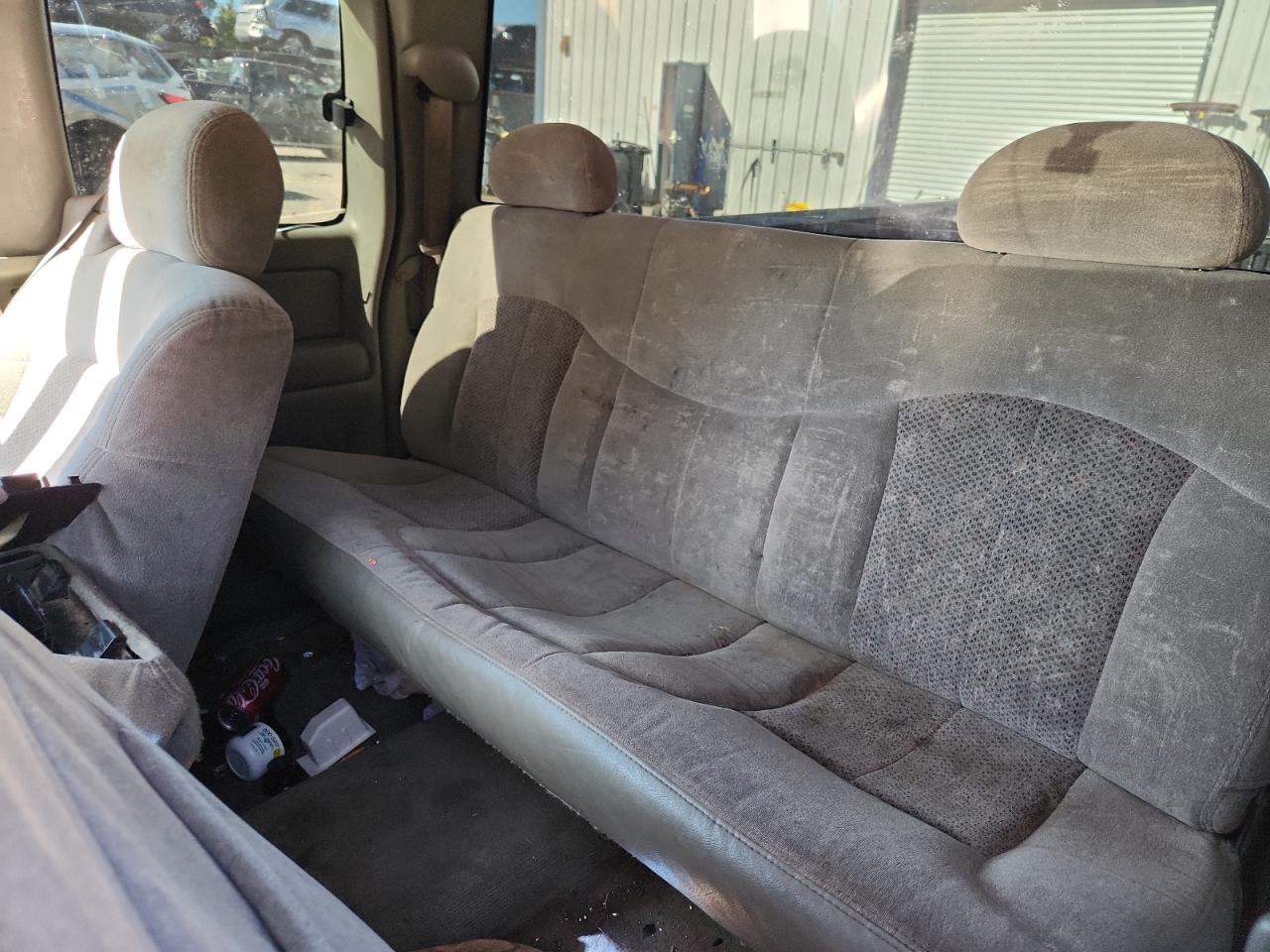 2000 Chevrolet Silverado C1500 VIN: 1GCEC19V0YZ331542 Lot: 91087415