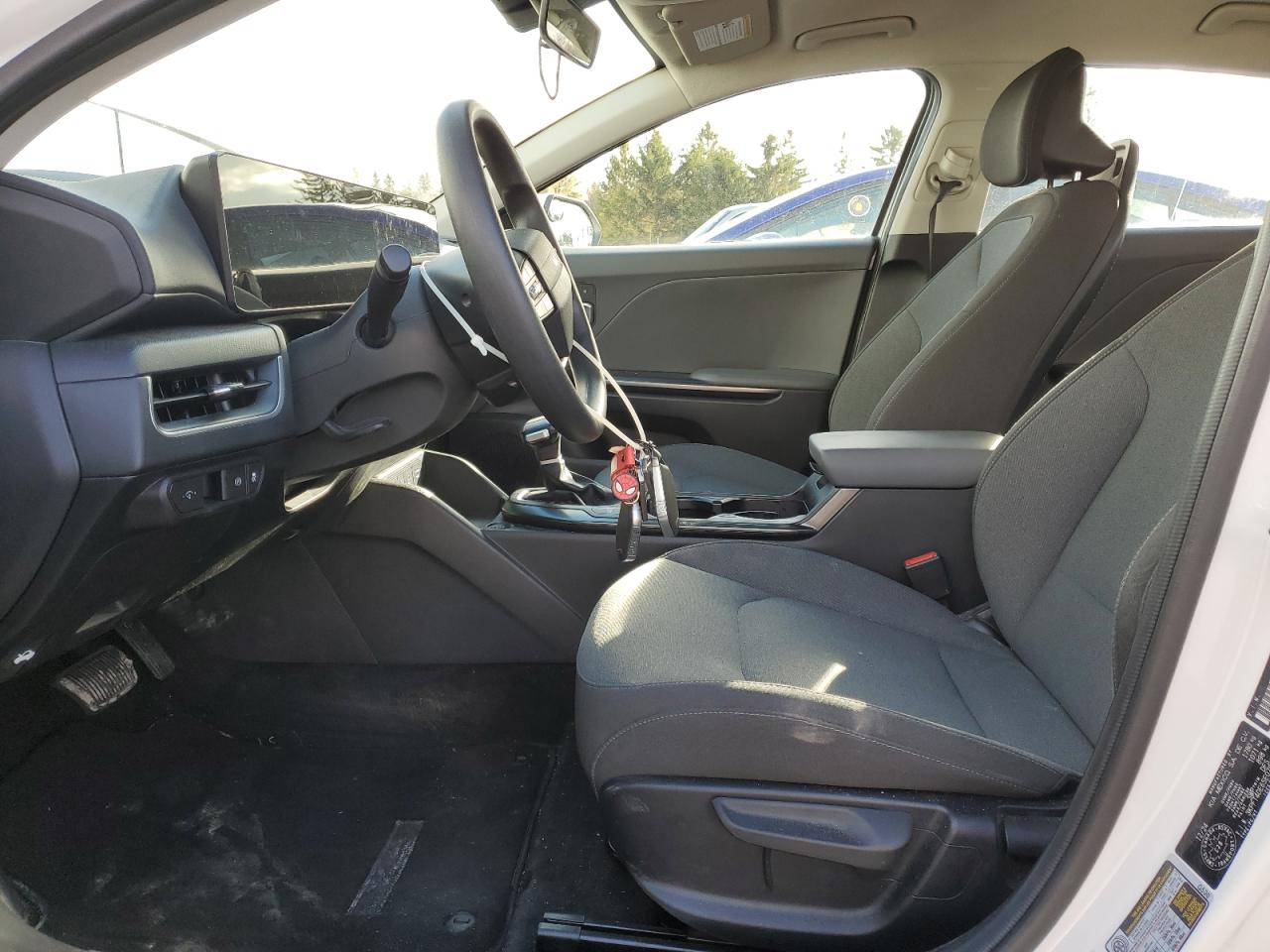 2025 Kia K4 Lx VIN: 3KPFT4DE6SE076833 Lot: 93031295