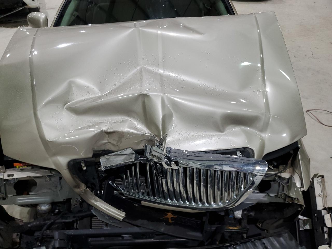 2009 Lincoln Town Car Signature Limited VIN: 2LNHM82V79X619400 Lot: 92168005