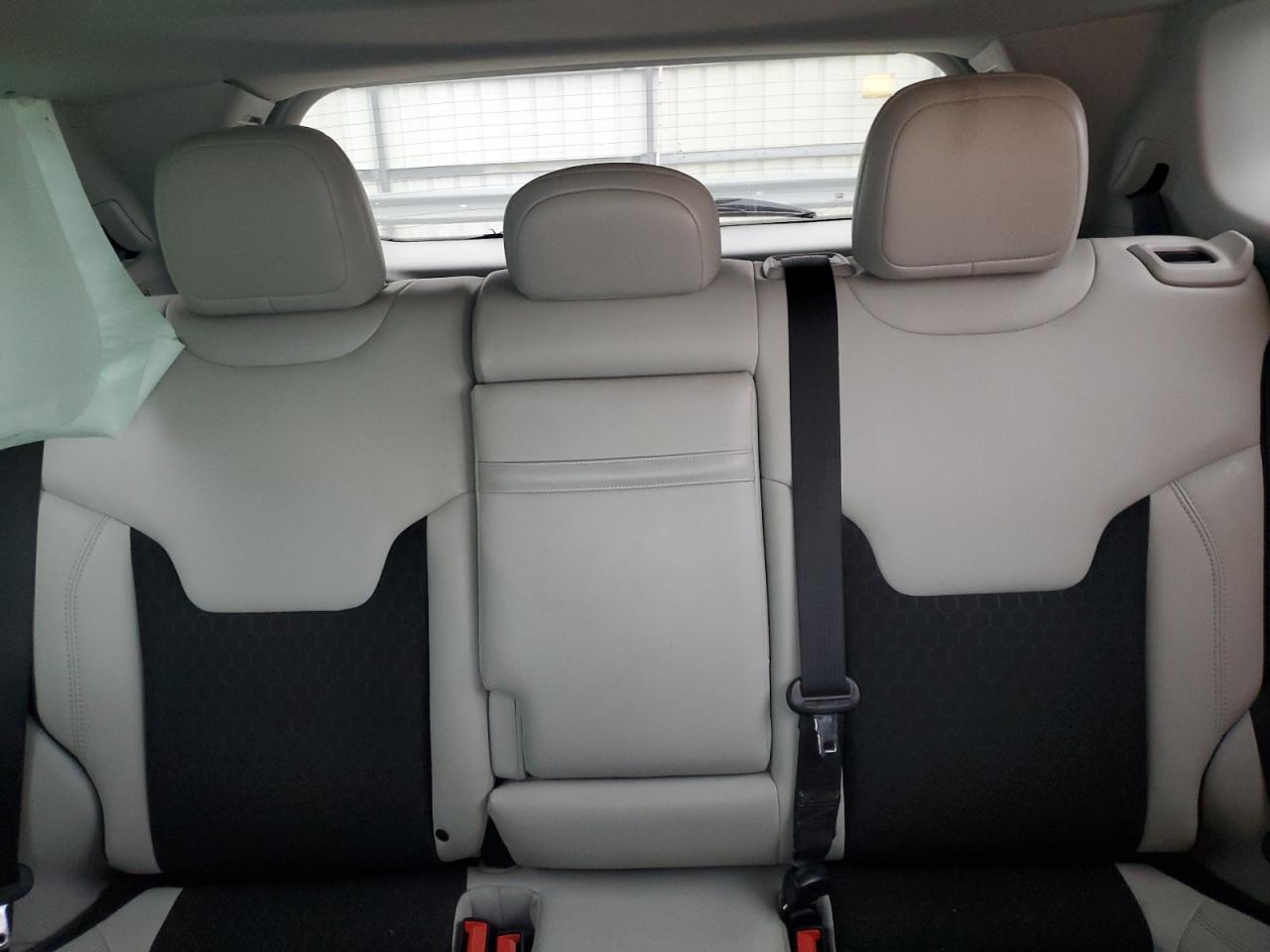 2019 Jeep Compass Latitude VIN: 3C4NJCBB5KT743360 Lot: 91930825