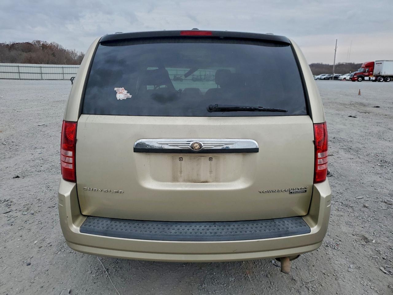 2010 Chrysler Town & Country Touring VIN: 2A4RR5D13AR189757 Lot: 94241455