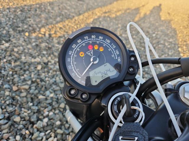 2022 TRIUMPH MOTORCYCLE STREET SCRAMBLER   