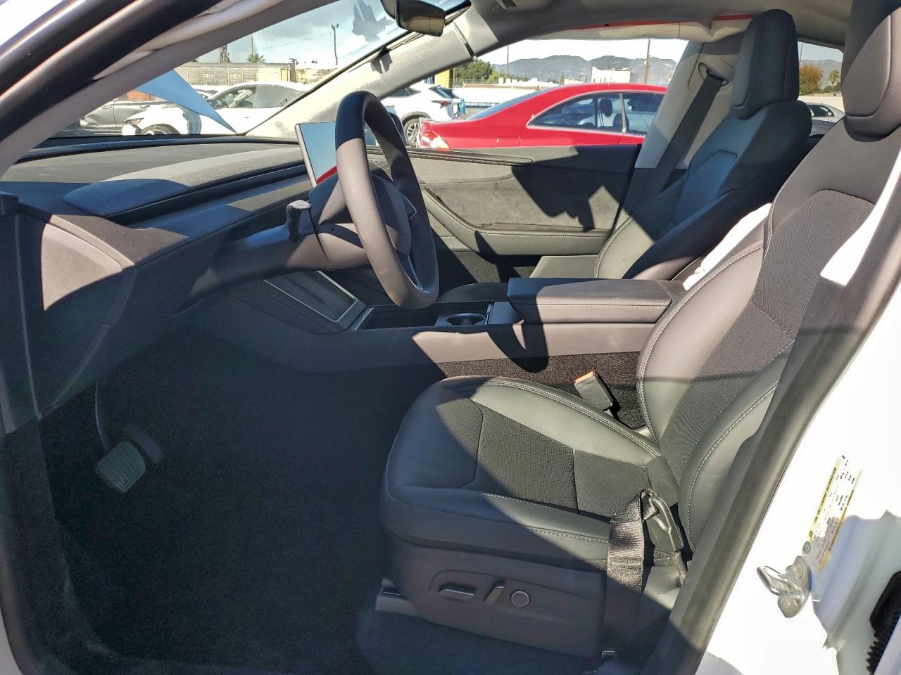 2026 Tesla Model Y VIN: 7SAYGDED7TF378522 Lot: 94409385