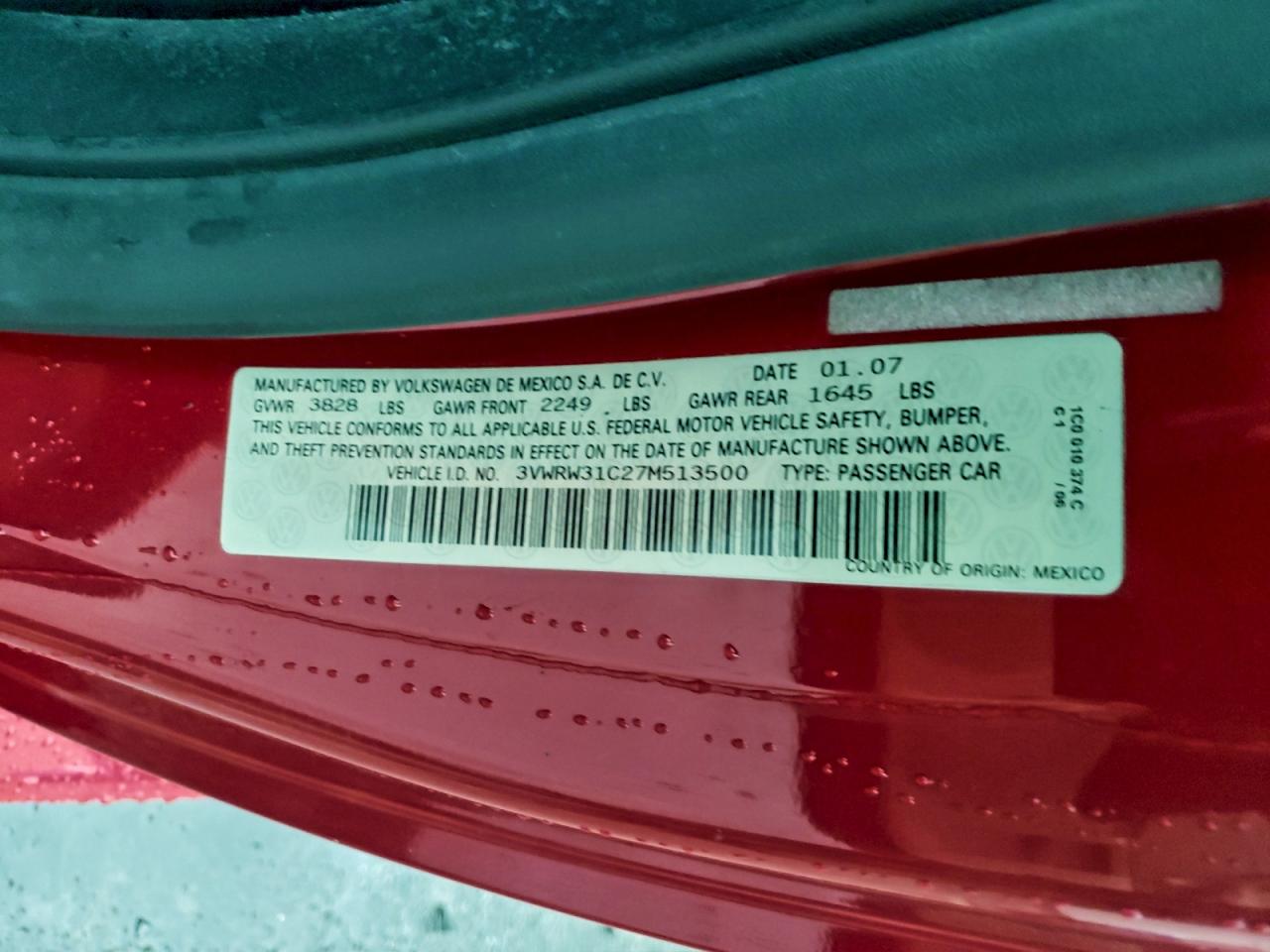 2007 Volkswagen New Beetle 2.5L Option Package 1 VIN: 3VWRW31C27M513500 Lot: 93834105
