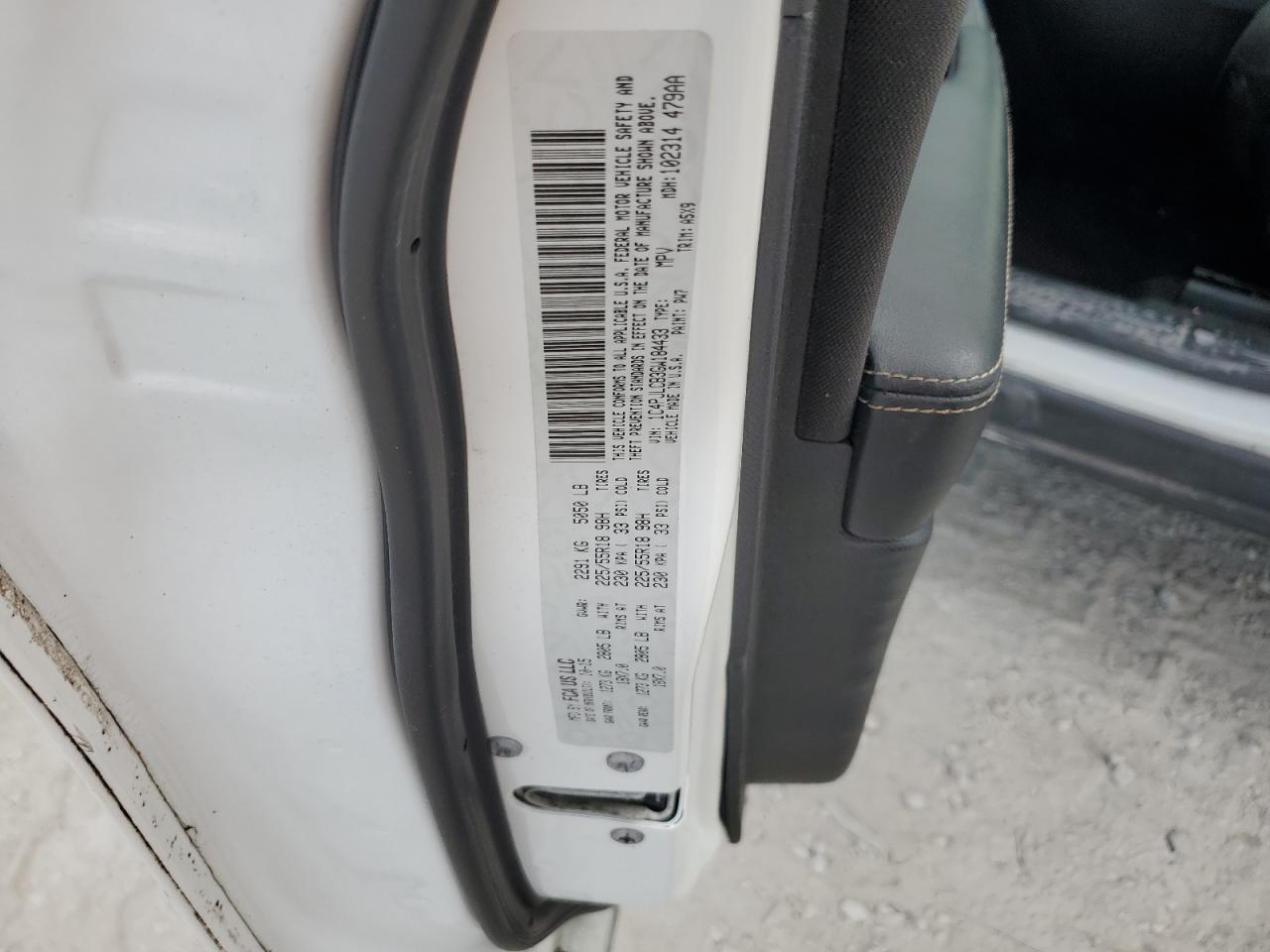 2016 Jeep Cherokee Latitude VIN: 1C4PJLCB3GW184433 Lot: 91966175