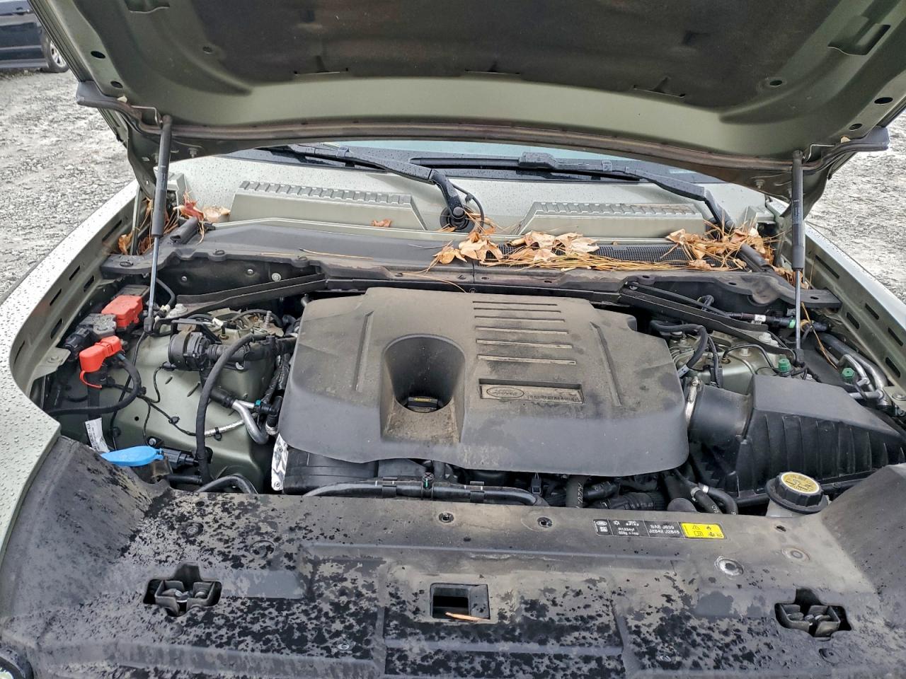 2024 Land Rover Defender 110 S VIN: SALEJ7EU0R2271822 Lot: 90885015