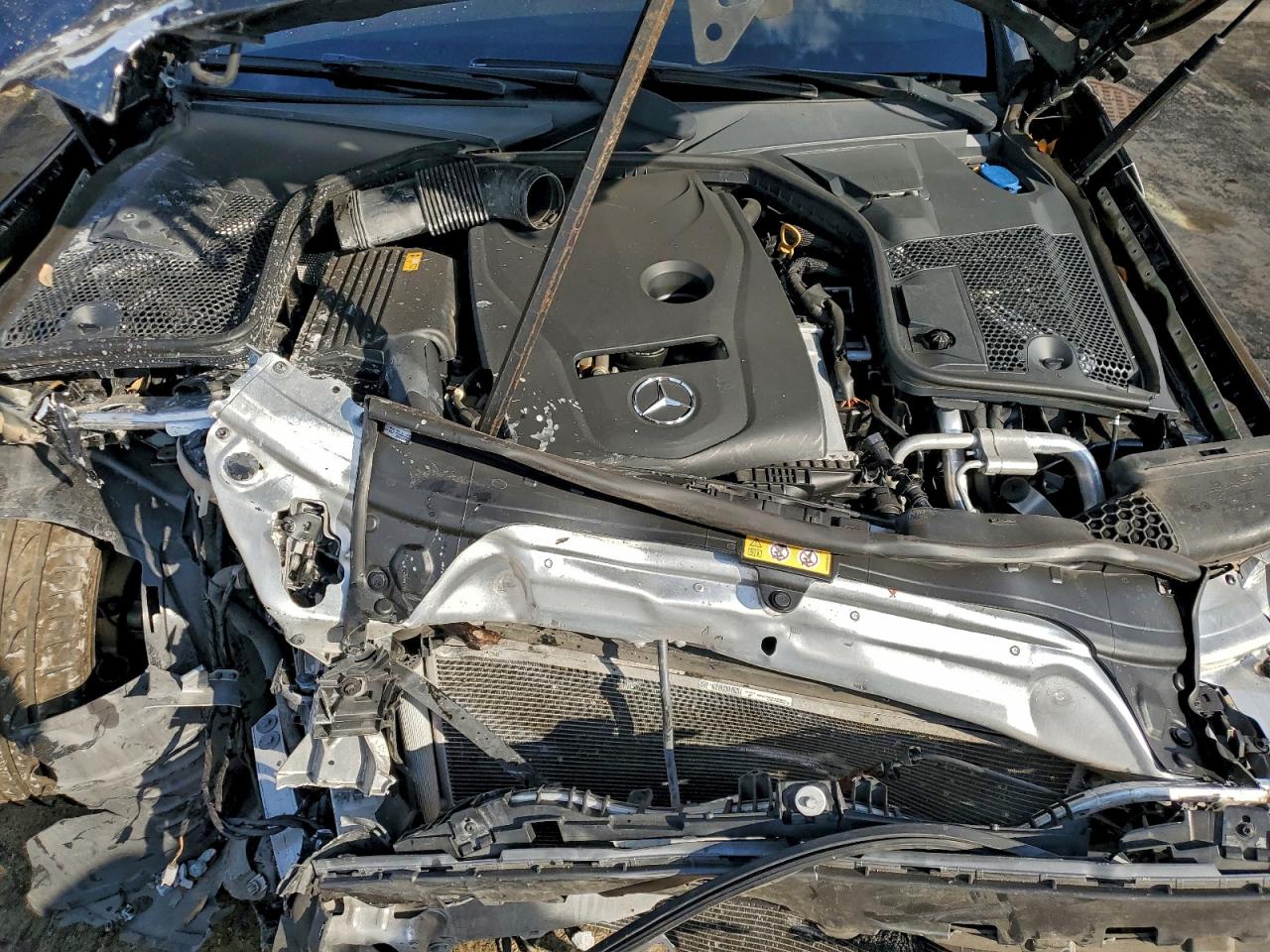 2018 Mercedes-Benz C 300 VIN: WDDWJ4JB7JF718258 Lot: 94268865