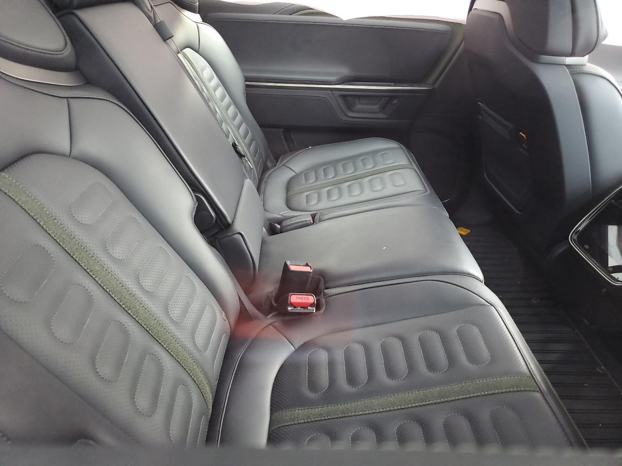 2025 Rivian R1S Adventure VIN: 7PDSGBBA7SN048065 Lot: 92861005