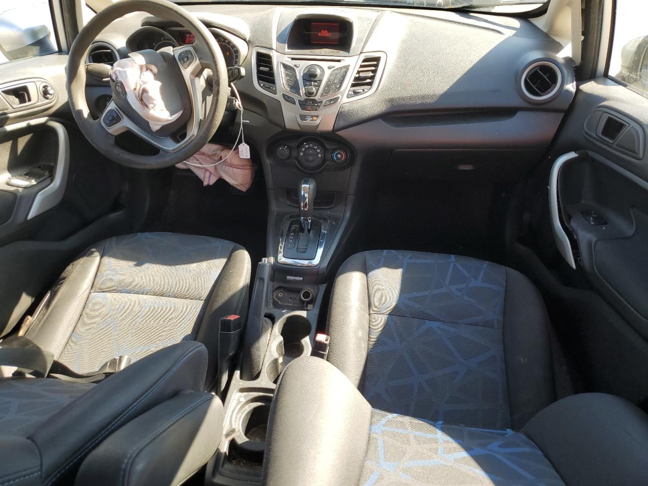 2013 Ford Fiesta Se VIN: 3FADP4BJ3DM113671 Lot: 92012365