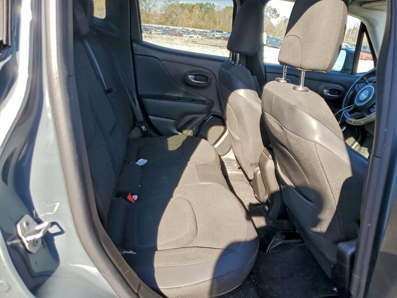 2017 Jeep Renegade Latitude VIN: ZACCJABB2HPG63879 Lot: 94126985