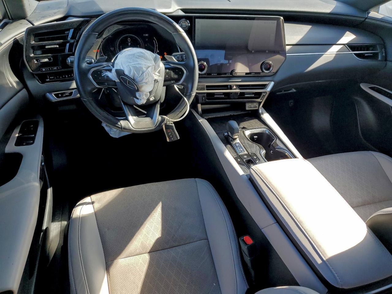 2023 Lexus Rx 350 Base VIN: 2T2BAMBA3PC010729 Lot: 93961145