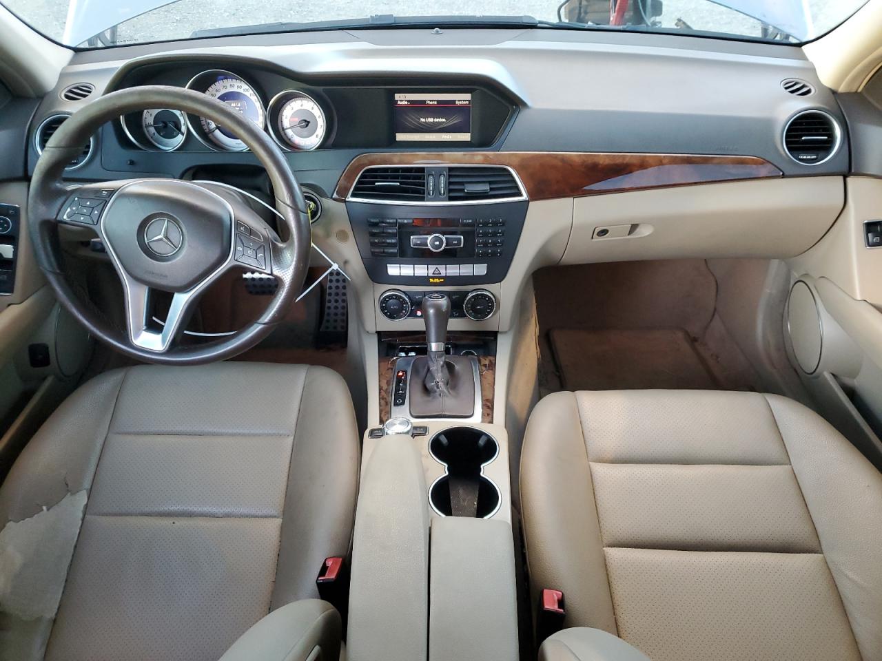 2013 Mercedes-Benz C 250 VIN: WDDGF4HB5DR243711 Lot: 92905265