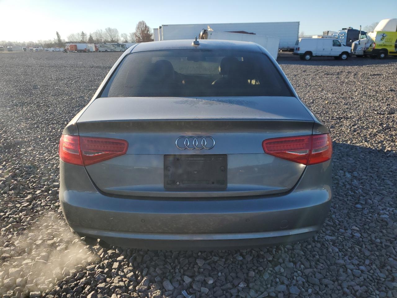 2013 Audi A4 Premium Plus VIN: WAUFFAFL0DN035806 Lot: 92668205