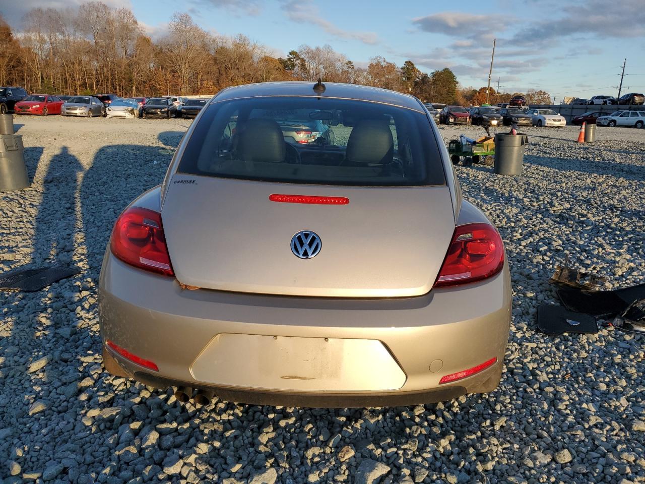 2014 Volkswagen Beetle VIN: 3VWJ17AT0EM634798 Lot: 92348755