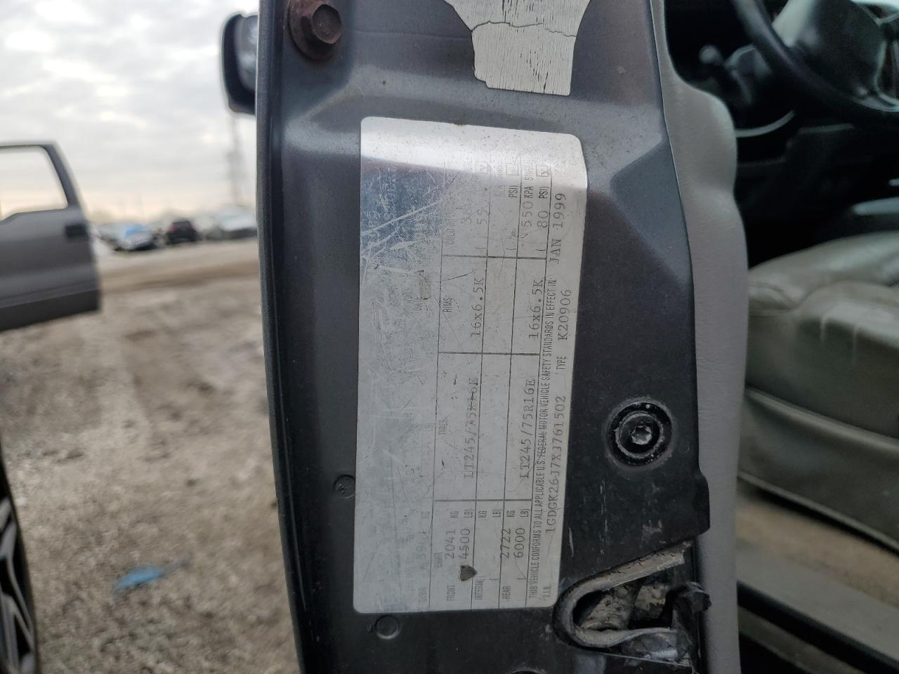 1999 GMC Suburban K2500 VIN: 1GDGK26J7XJ761502 Lot: 91437115