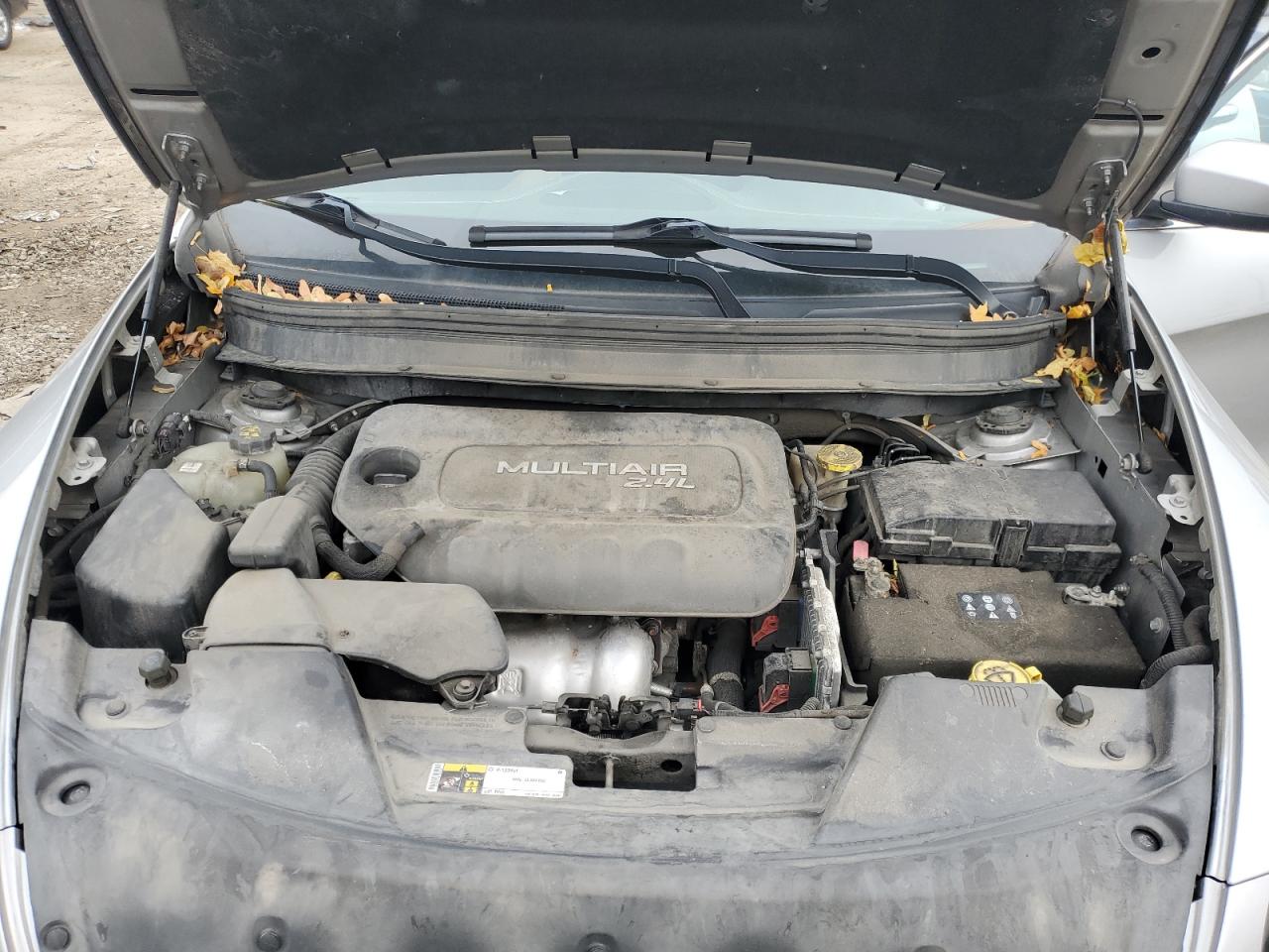 2015 Jeep Cherokee Latitude VIN: 1C4PJLCBXFW537006 Lot: 91708275