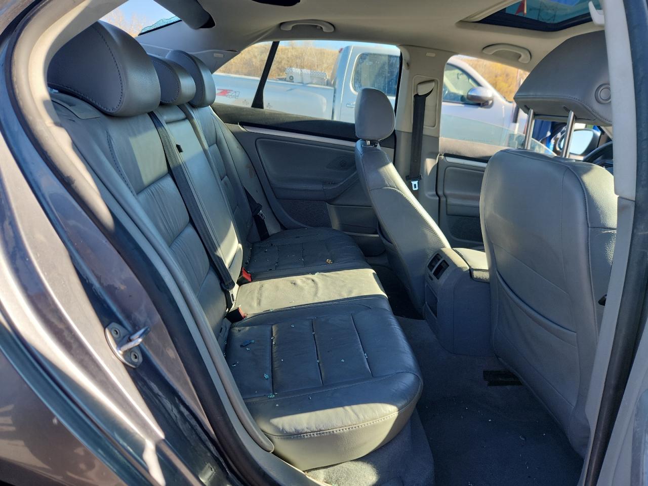 2006 Volkswagen Jetta 2.5L Leather VIN: 3VWDF71K16M767464 Lot: 93254225