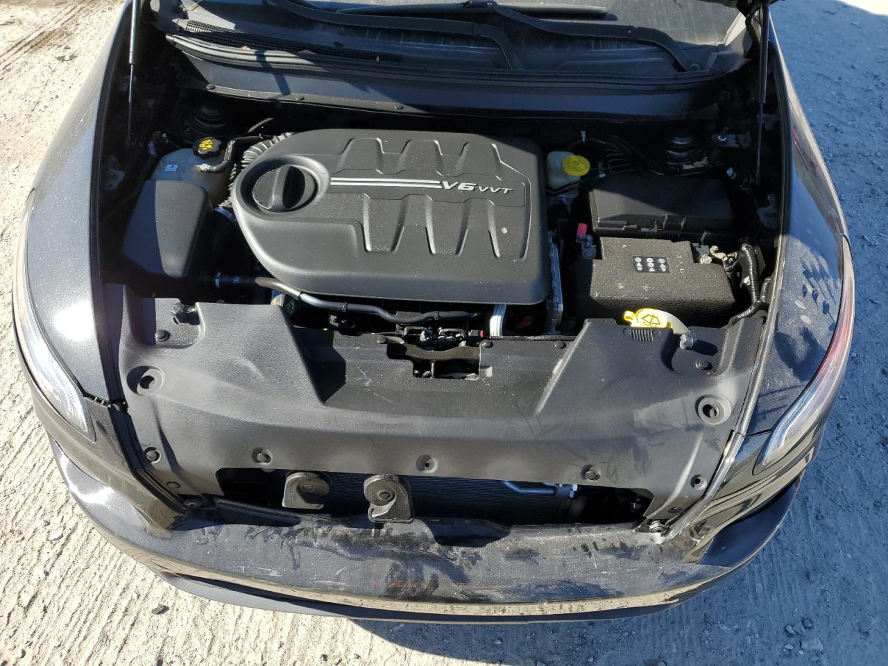 2015 Jeep Cherokee Latitude VIN: 1C4PJMCS4FW583520 Lot: 92861095