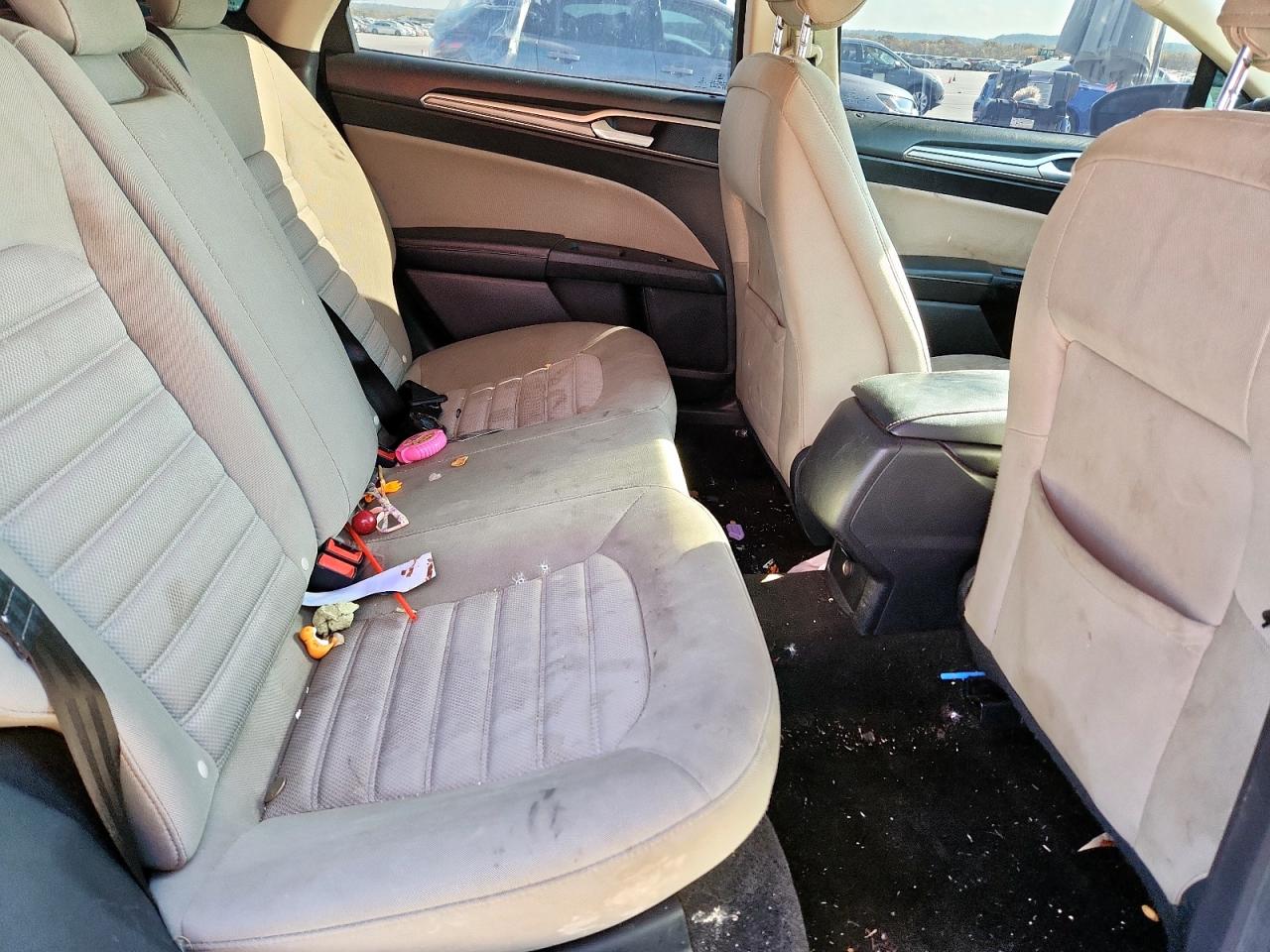 2018 Ford Fusion S VIN: 3FA6P0G71JR109311 Lot: 93289805