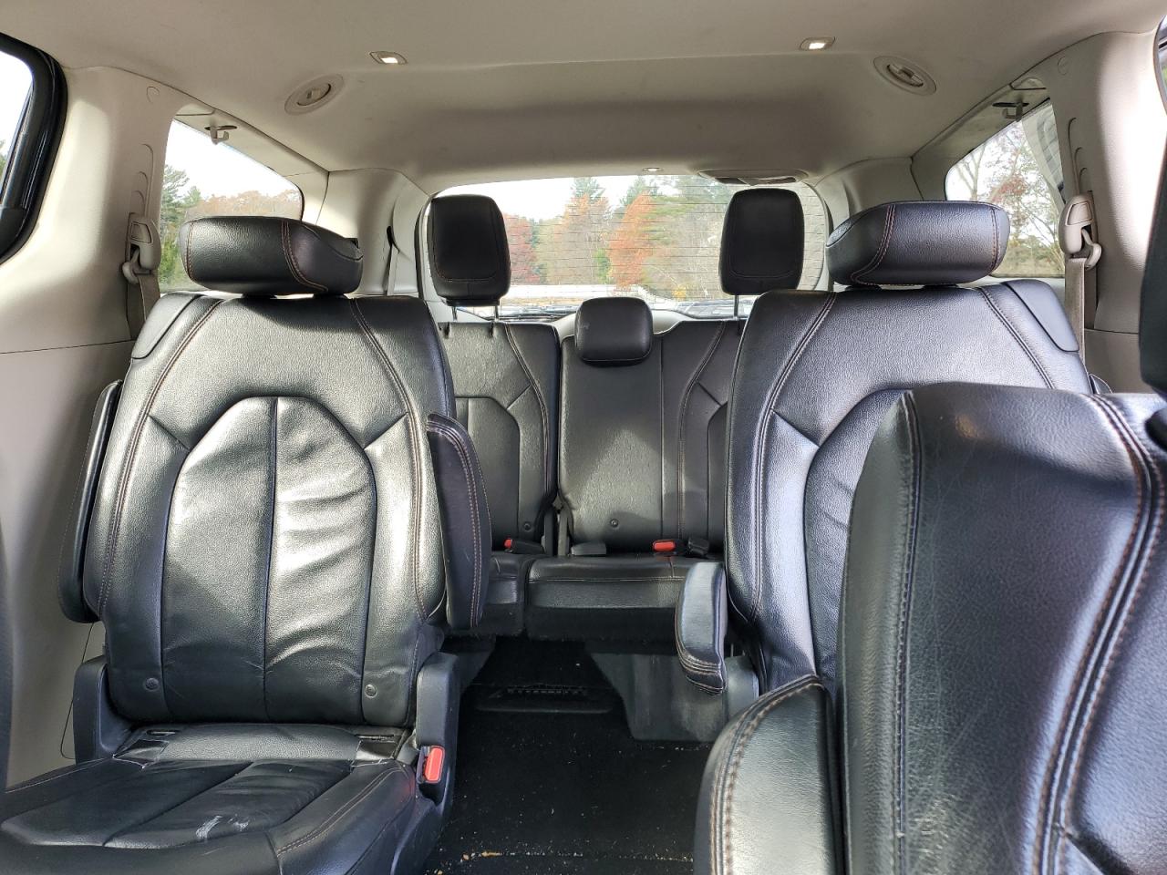 2017 Chrysler Pacifica Touring L VIN: 2C4RC1BG3HR524775 Lot: 86318565