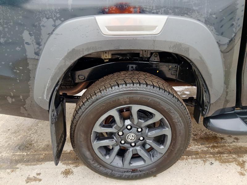 2023 TOYOTA HILUX INVINCIBLE X D/CAB PICK UP 2.8 D-4D AUTO