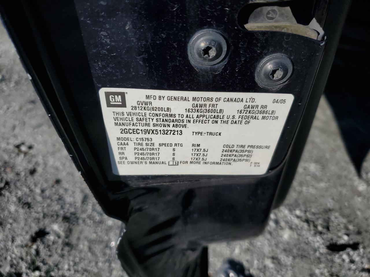 2005 Chevrolet Silverado C1500 VIN: 2GCEC19VX51327213 Lot: 92028985