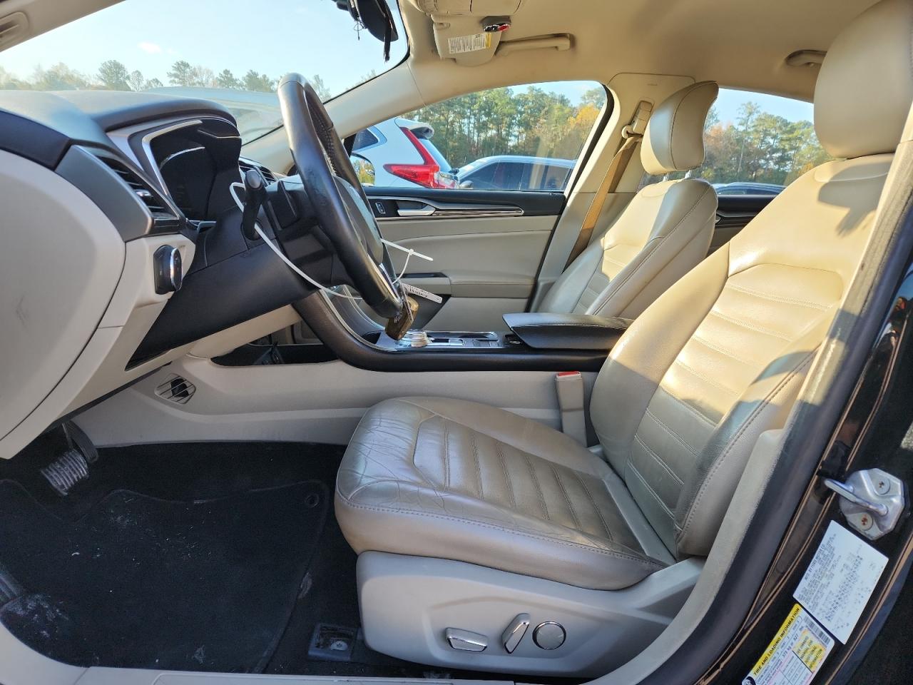 2017 Ford Fusion Se VIN: 3FA6P0HD5HR249800 Lot: 91907955