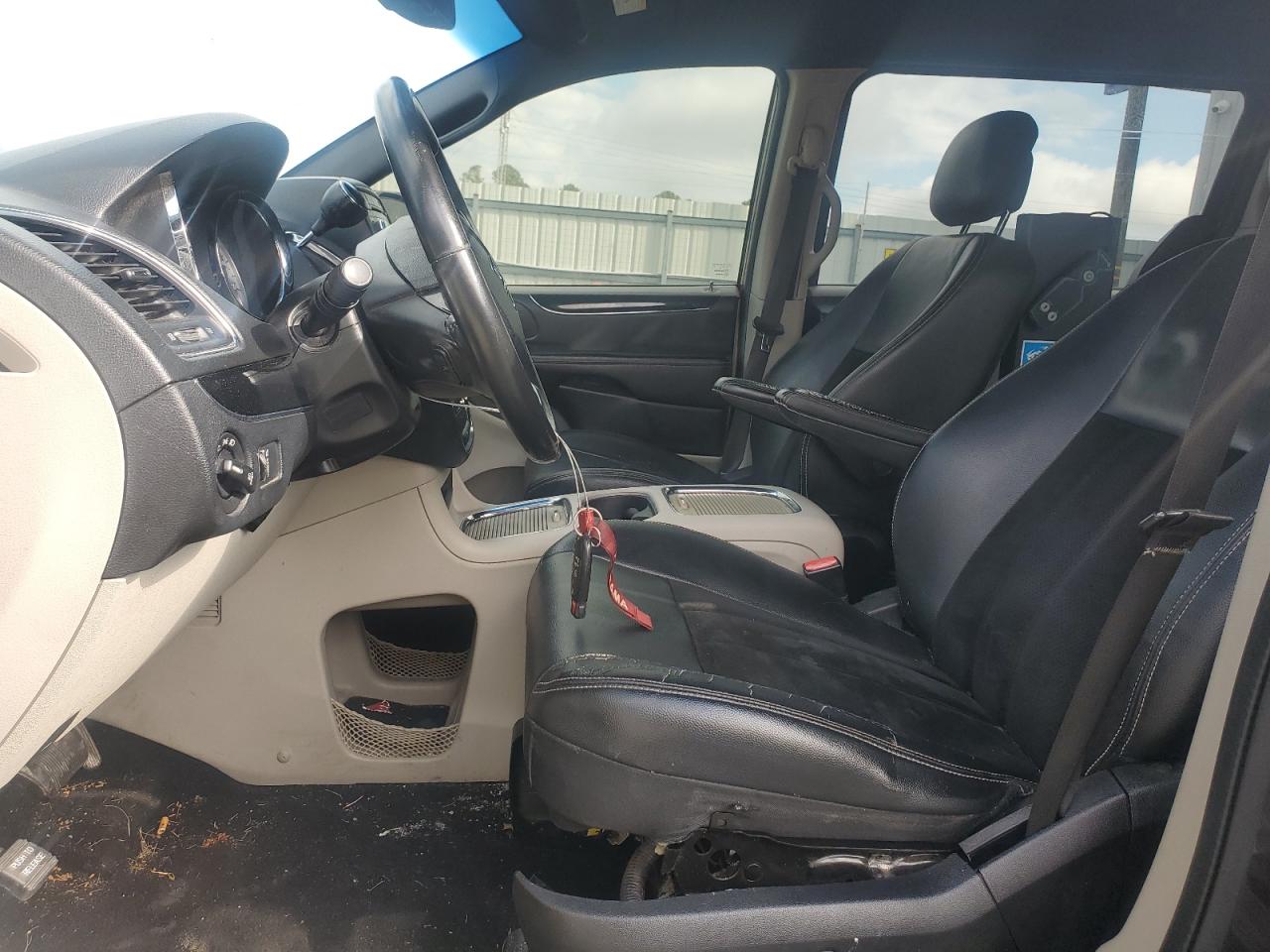 2017 Dodge Grand Caravan Sxt VIN: 2C4RDGCG4HR545536 Lot: 92225205