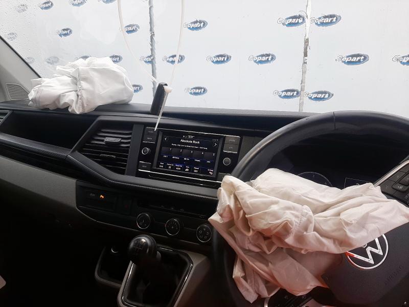 2022 VOLKSWAGEN TRANSPORTER 2.0 TDI 110 HIGHLINE KOMBI VAN