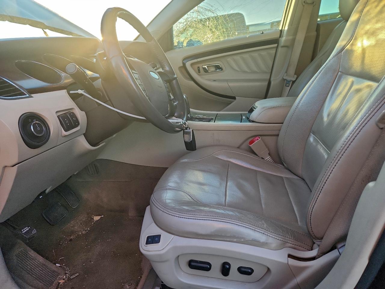 2012 Ford Taurus Limited VIN: 1FAHP2FW1CG117819 Lot: 94098495