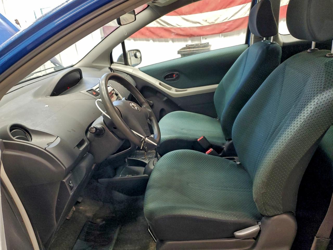 2007 Toyota Yaris VIN: JTDJT923975138169 Lot: 94310415