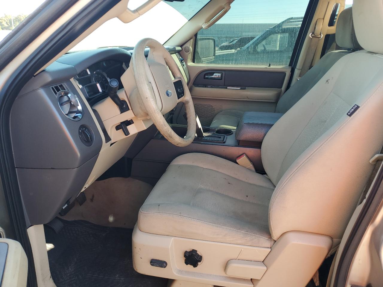 2007 Ford Expedition Xlt VIN: 1FMFU15577LA70687 Lot: 94060045