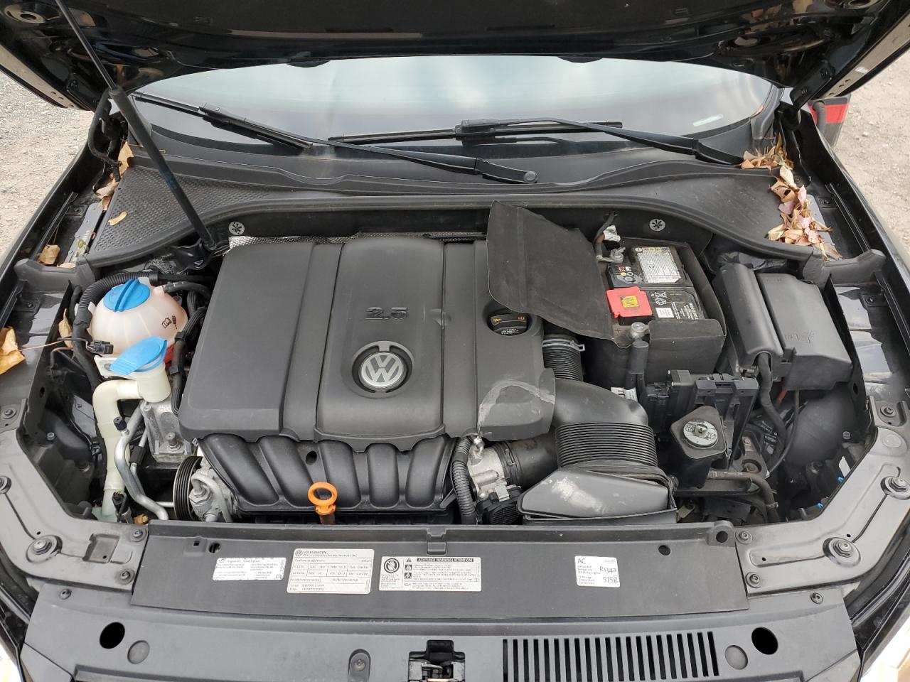 2013 Volkswagen Passat Se VIN: 1VWBP7A35DC120853 Lot: 92687825