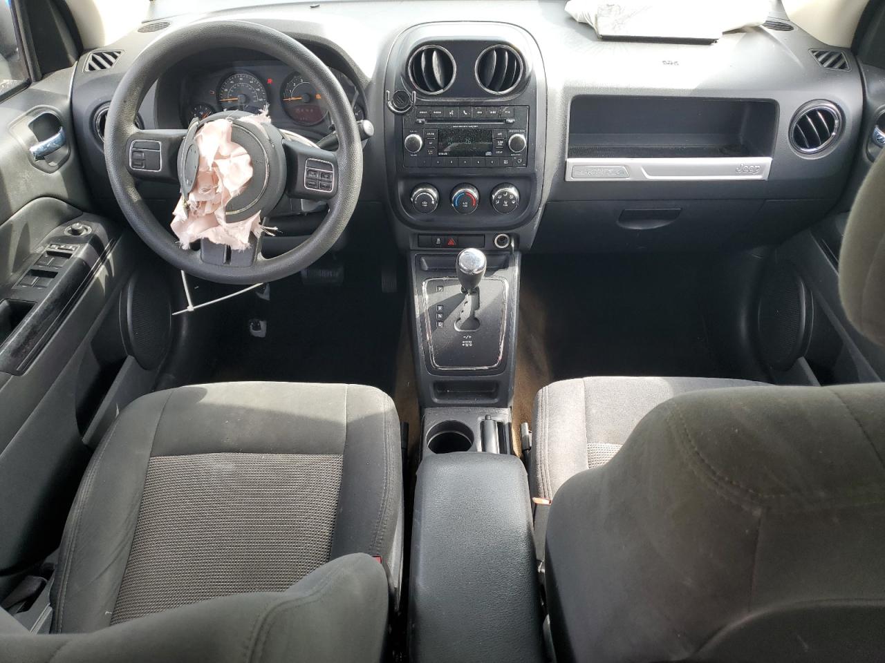 2016 Jeep Compass Sport VIN: 1C4NJCBA3GD611735 Lot: 90937285