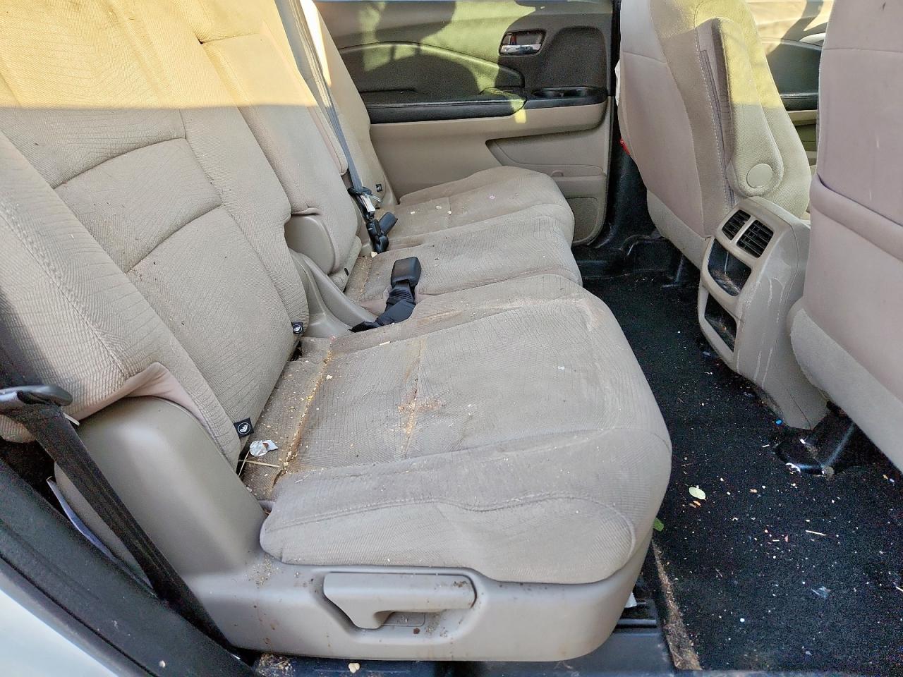 2017 Honda Pilot Lx VIN: 5FNYF5H12HB037236 Lot: 92325625