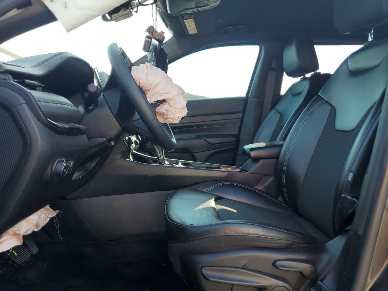 2023 Jeep Compass Latitude VIN: 3C4NJDBN1PT504718 Lot: 91887495