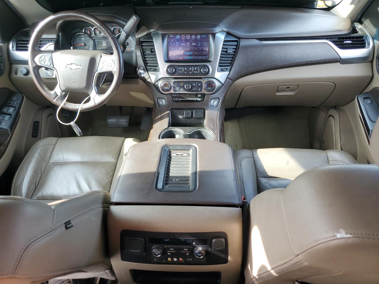 2016 Chevrolet Suburban C1500 Lt VIN: 1GNSCHKC6GR410918 Lot: 92601675