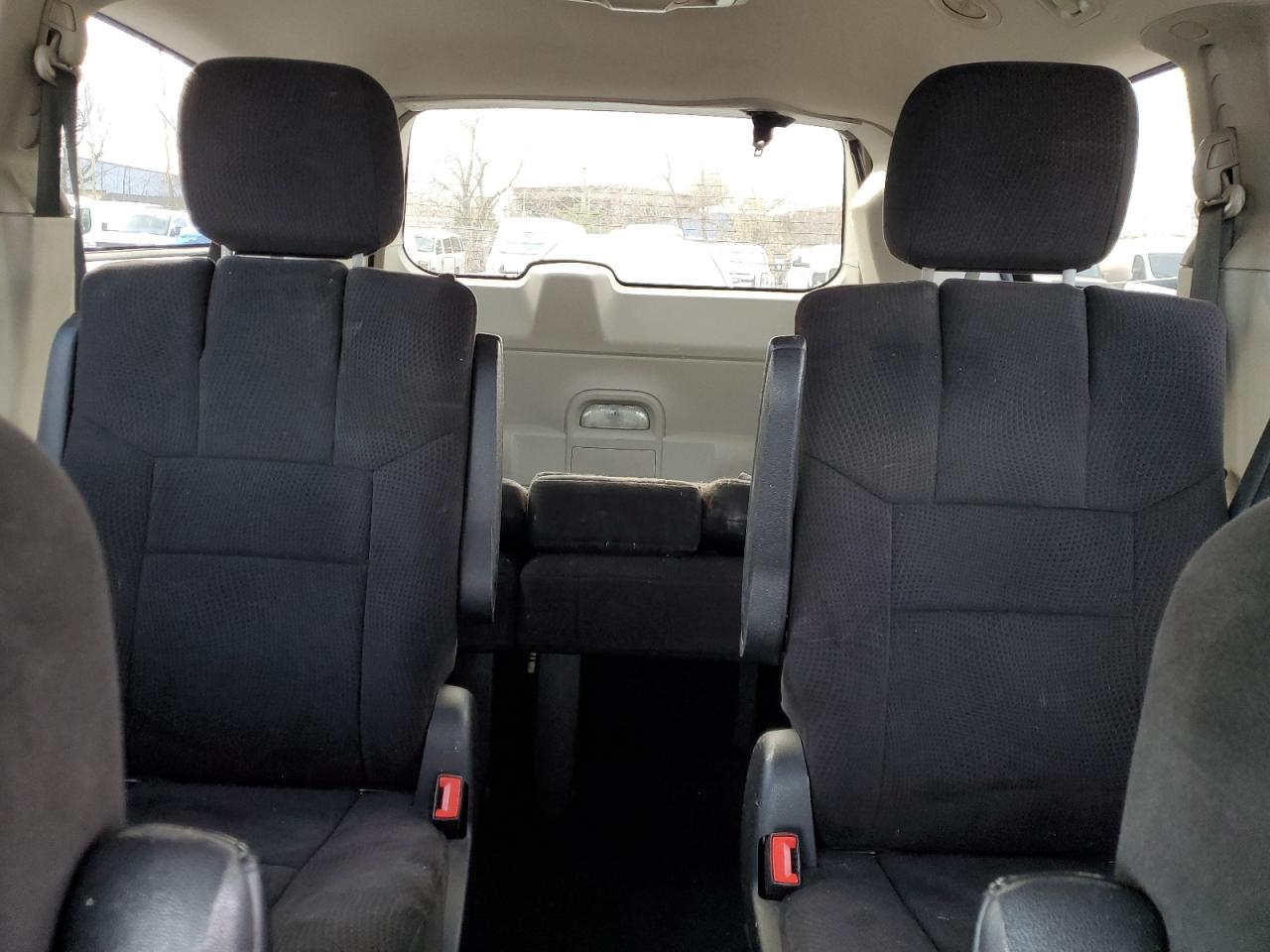 2011 Dodge Grand Caravan Crew VIN: 2D4RN5DG1BR749138 Lot: 92935415