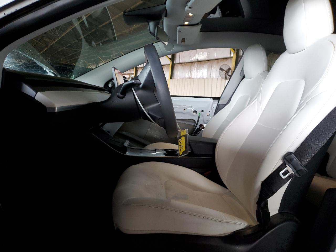 2021 Tesla Model Y VIN: 5YJYGDEE4MF085149 Lot: 92913495