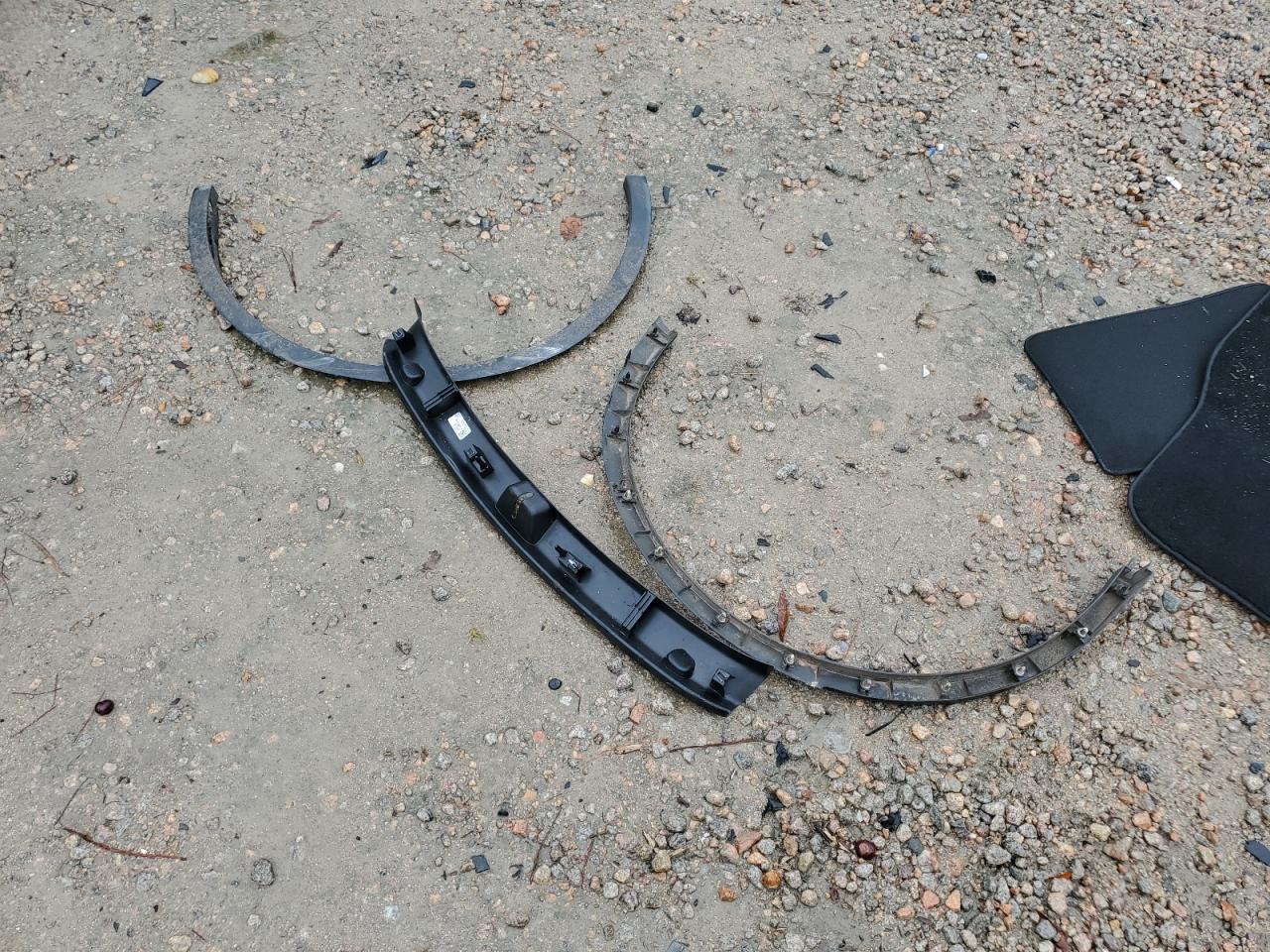 2021 Tesla Model Y VIN: 5YJYGDEE7MF175718 Lot: 90903345